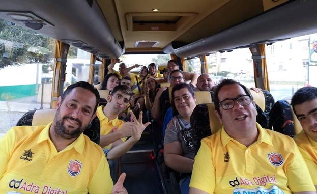 Una empresa de Adra se hace cargo del transporte del club Abdera Fenicia