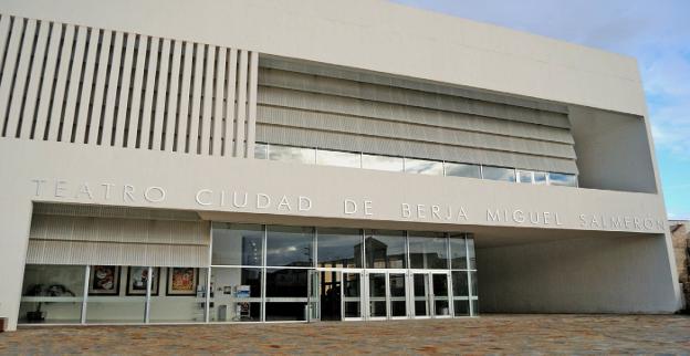 La Junta, obligada a pagar a Berja medio millón de euros por las obras del teatro