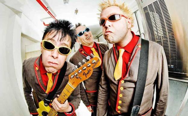 The Toy Dolls soplará las velas en el Juerga's Rock de Adra