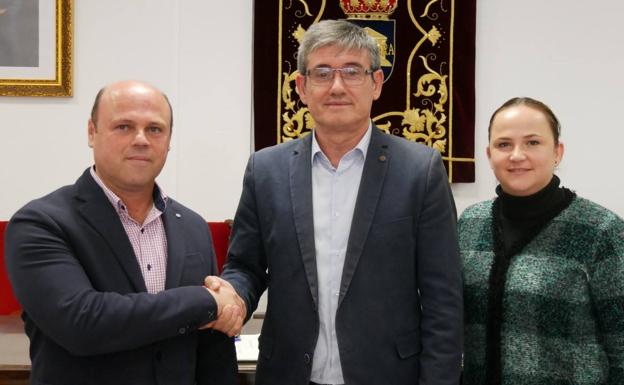 PP y Cs sacan pecho y aprueban los presupuestos municipales para 2020 en Adra