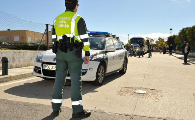 Alcolea, primer municipio de Almería que delega en la DGT la capacidad de multar