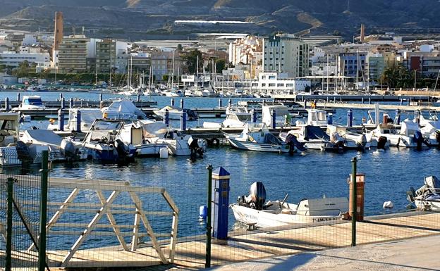 Adra quiere explotar el turismo marinero como fuente de empleo