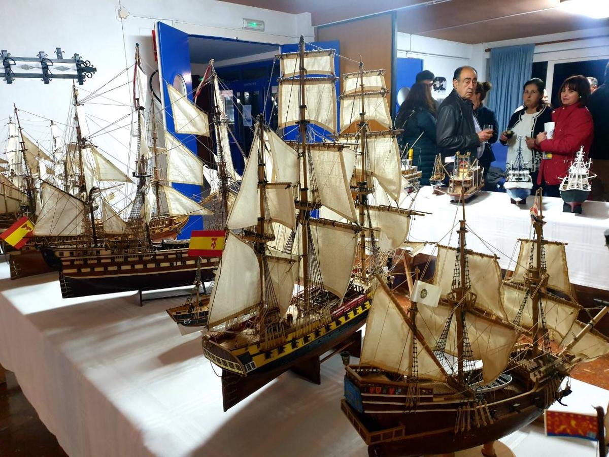 El Juan Sebastián Elcano 'regresa' a Adra en forma de exposición