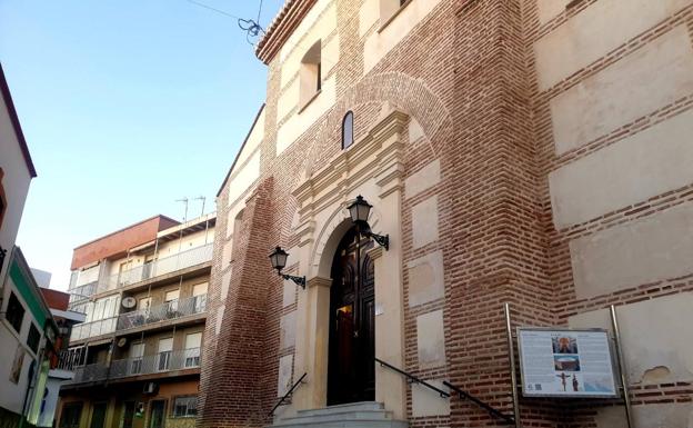 La Parroquia de Adra pide «disculpas» y se desvincula de las terapias de reconversión sexual