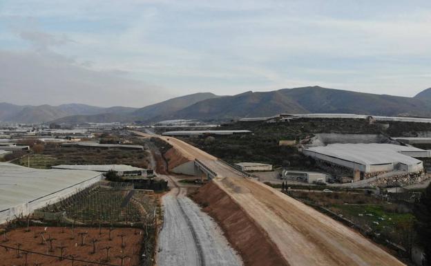 Fomento mantiene los plazos en las obras de la Variante Sur de Berja