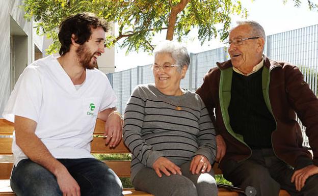 La Ayuda a Domicilio se amplía para atender a personas con alzheimer