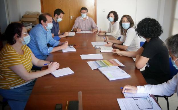 Adra «pisa el acelerador» en la inversión de más de seis millones