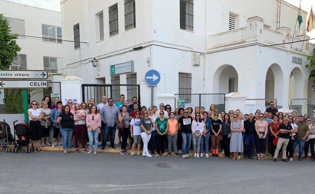 Dalías clama por la rehabilitación de su único colegio o por la construcción de un nuevo centro