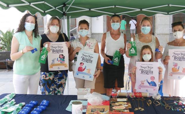 «Perro, bolsa y botella», el mensaje para limpiar las calles de excrementos