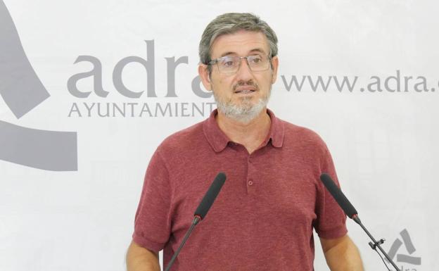 Los botellones y las reuniones de más de 10 personas, en el punto de mira en la 'no feria' de Adra