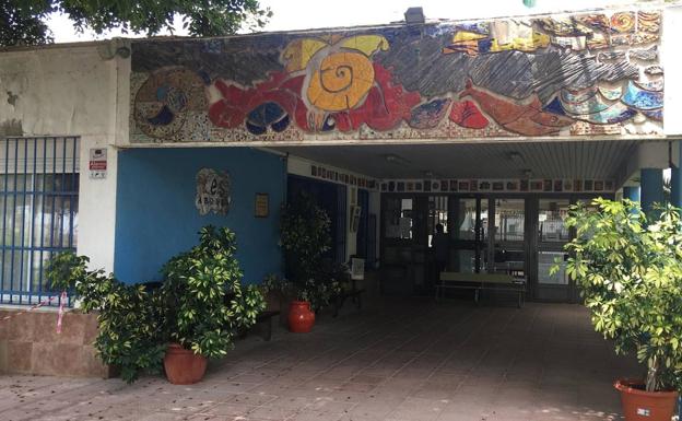 Alrededor de 600 profesores se someterán a la prueba del coronavirus en el IES Abdera de Adra