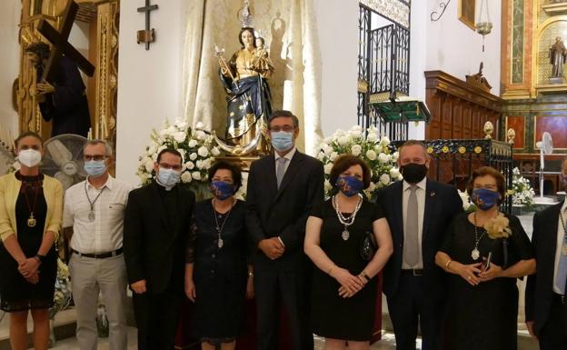 Adra mantiene «intacta» la fe hacia sus patronos y celebra sin fiestas su día grande