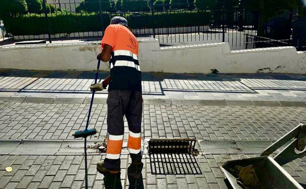 Berja se prepara para las lluvias de otoño con nuevos imbornales