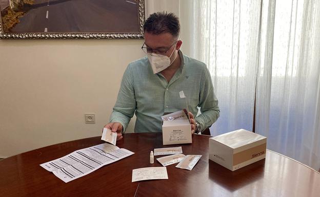 Berja compra test rápidos para diagnosticar «de inmediato» posibles casos en centros educativos