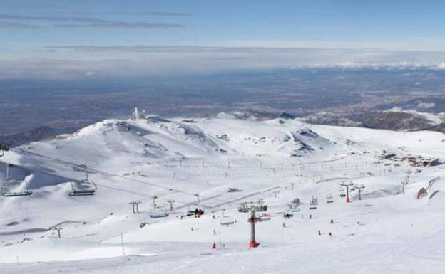 Abierto el plazo de inscripción para esquiar en Sierra Nevada