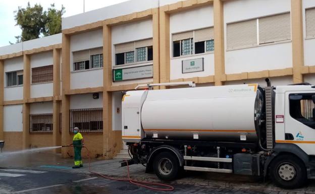 Adra se mantiene por encima de la media andaluza y el alcalde pide a sus vecinos un confinamiento voluntario