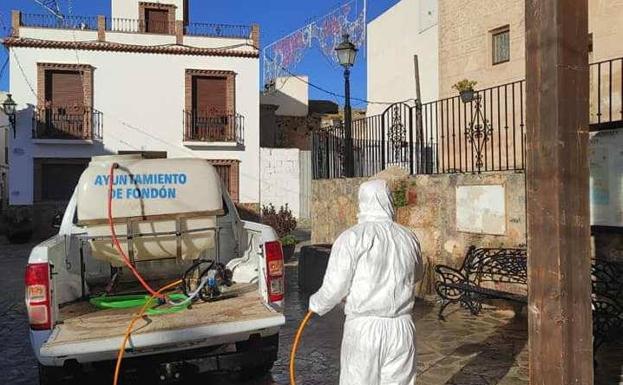 Preocupación en Fondón por el positivo del dueño de un bar