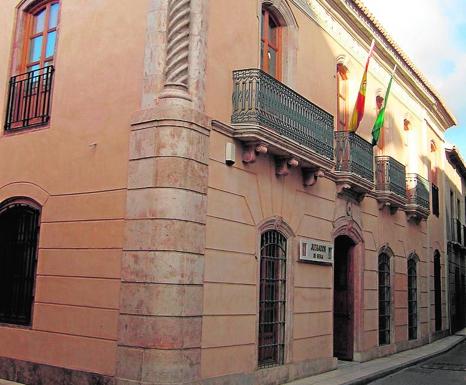 Adra exige la apertura de un juzgado en el municipio para evitar los viajes a Berja