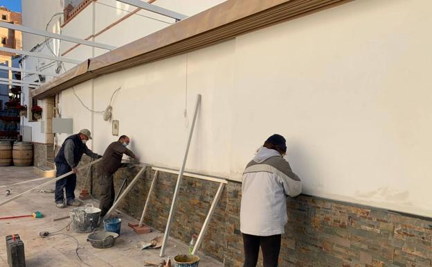 Laujar sugiere reconvertir las viviendas en desuso en alojamiento rural