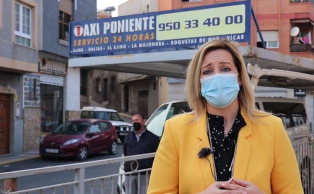 El PSOE pide taxis gratuitos para facilitar la vacunación entre los más vulnerables