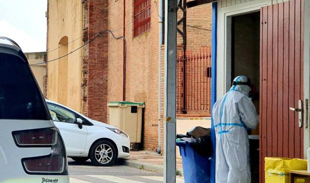 Los contagios por coronavirus siguen en aumento en Adra