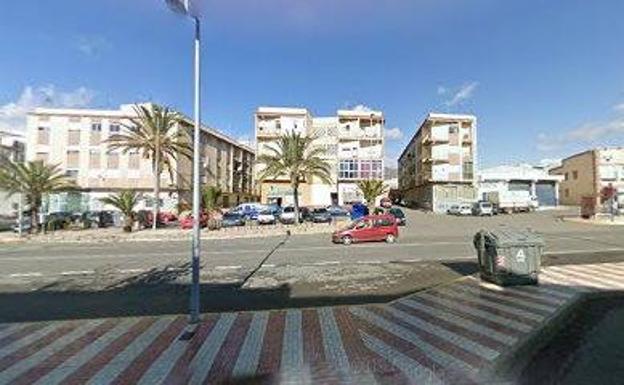 Muere atropellado un ciclista en La Curva de Adra