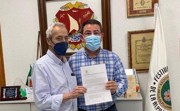 El Casino de Dalías recibe 12.000 euros de las arcas municipales como motor cultural de la comarca