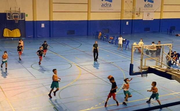 El Club Baloncesto Adra desarrolla su tradicional Escuela de Verano a partir del 28 de junio