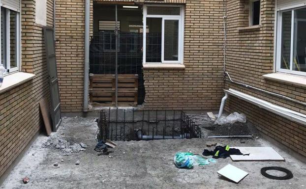 El PSOE critica que se inicien obras en los colegios de Adra en el arranque del curso