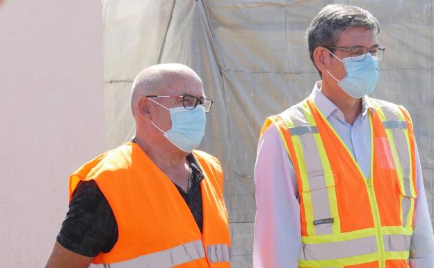 Adra añade cuatro kilómetros y doce vías a la red de caminos rurales pavimentados