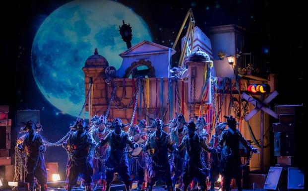 El Carnaval de Cádiz 'desembarca' en Adra con la comparsa de Kike Remolino