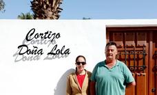 Doña Lola abre las puertas de su casa en Adra