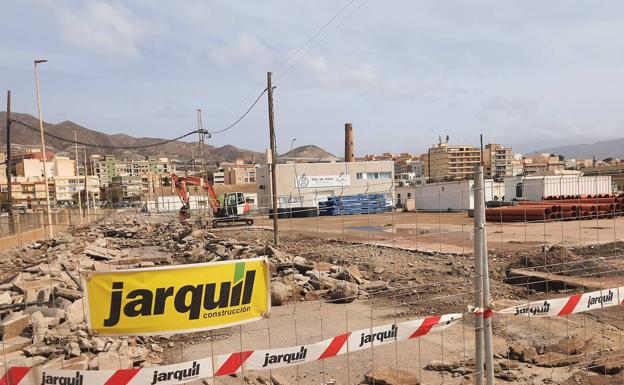 Puertos admite «retrasos» en las obras de la zona pesquera y traslada a octubre su final