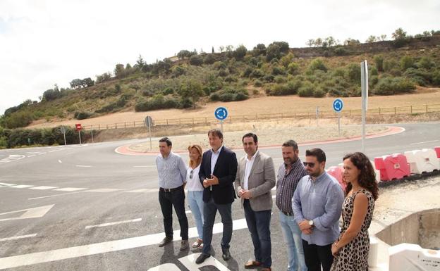 El DELEGADO TERRITORIAL DE FOMENTO VISITA LAS OBRAS DE LA A-403