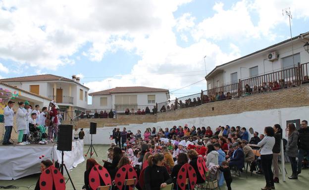 El CEIP Santa Lucía organiza el V Certamen de Cuplés