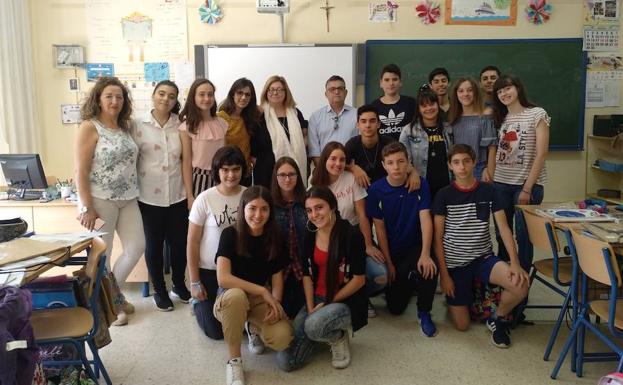 La ONCE reconoce la labor de los alumnos del CEIP Santa Lucía