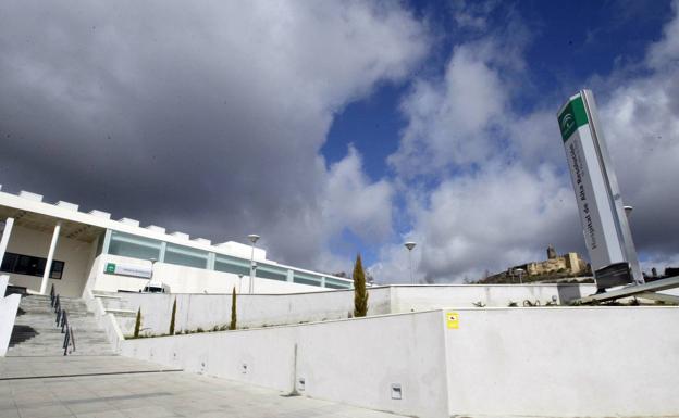 Alcalá lleva seis meses sin médico digestivo y con todas las citas previstas «bloqueadas»