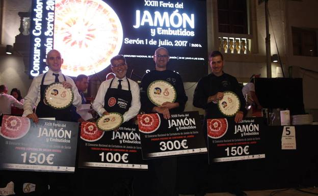 El cordobés Antonio Escribano gana el IX Concurso de Cortadores de Jamón de Serón