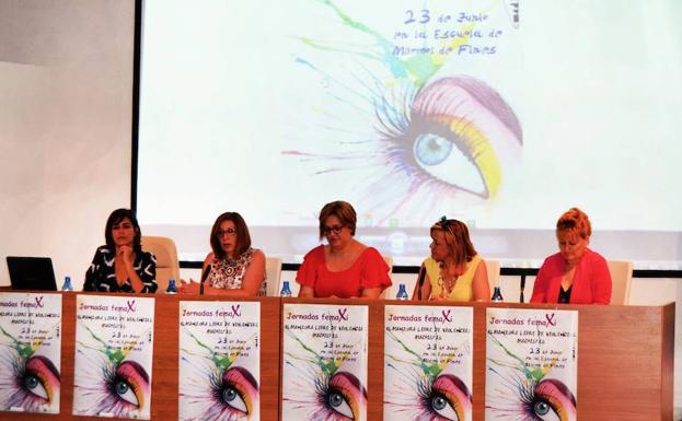 La Federación de Mujeres del Almanzora presenta ‘Micromachismos, la violencia invisible’