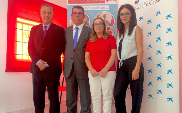 Ayudas de La Caixa para programas de inserción laboral de Cruz Roja en Macael
