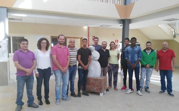 Arranca el curso de operaciones auxiliares en plantas de elaboración de piedra natural en la Escuela del Mármol de Fines