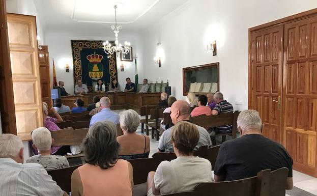 Cantoria dota de servicios básicos a viviendas de la colonia británica ante el riesgo de exclusión social