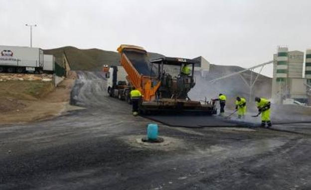 Las obras de mejora en el Polígono Industrial de Arboleas avanzan a buen ritmo