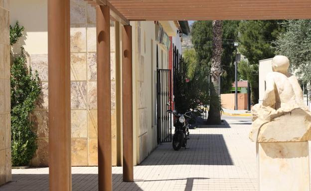 Cantoria advierte a la Diputación de que si traslada la oficina de gestión abrirá la puerta de salida de todos sus servicios