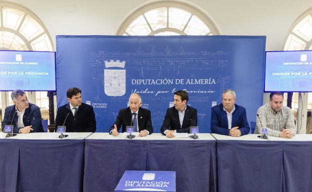 Diputación impulsa la comarca del Mármol con una inversión de un millón para la mejora de Polígonos