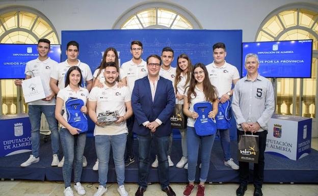 Los campeones del 'IES Cardenal Cisneros' de Albox muy cerca de la final del mundial de robótica