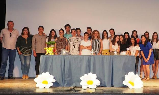 Los alumnos del I.E.S. Alto Almanzora de Tíjola editan un libro sobre los Filabres