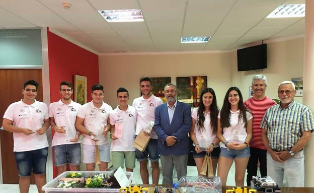 Recepción oficial en Albox al equipo de robótica que logro el tercer puesto en el torneo mundial de Estonia