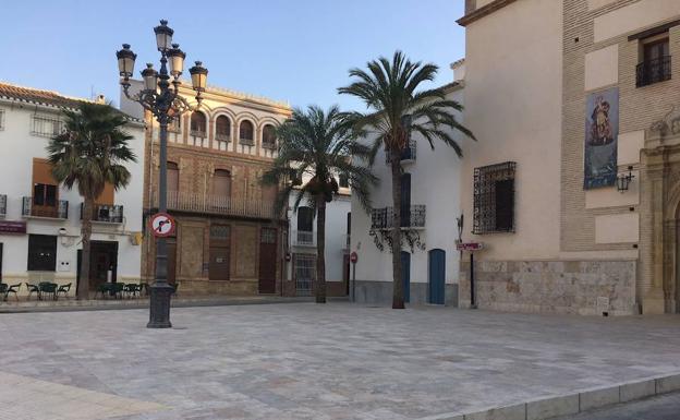 Finalizan las obras de la nueva plazoleta y acerado en el entorno de la Plaza Mayor