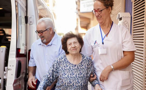 El Saliente reivindica, en el Día del Mayor, el papel vital del colectivo